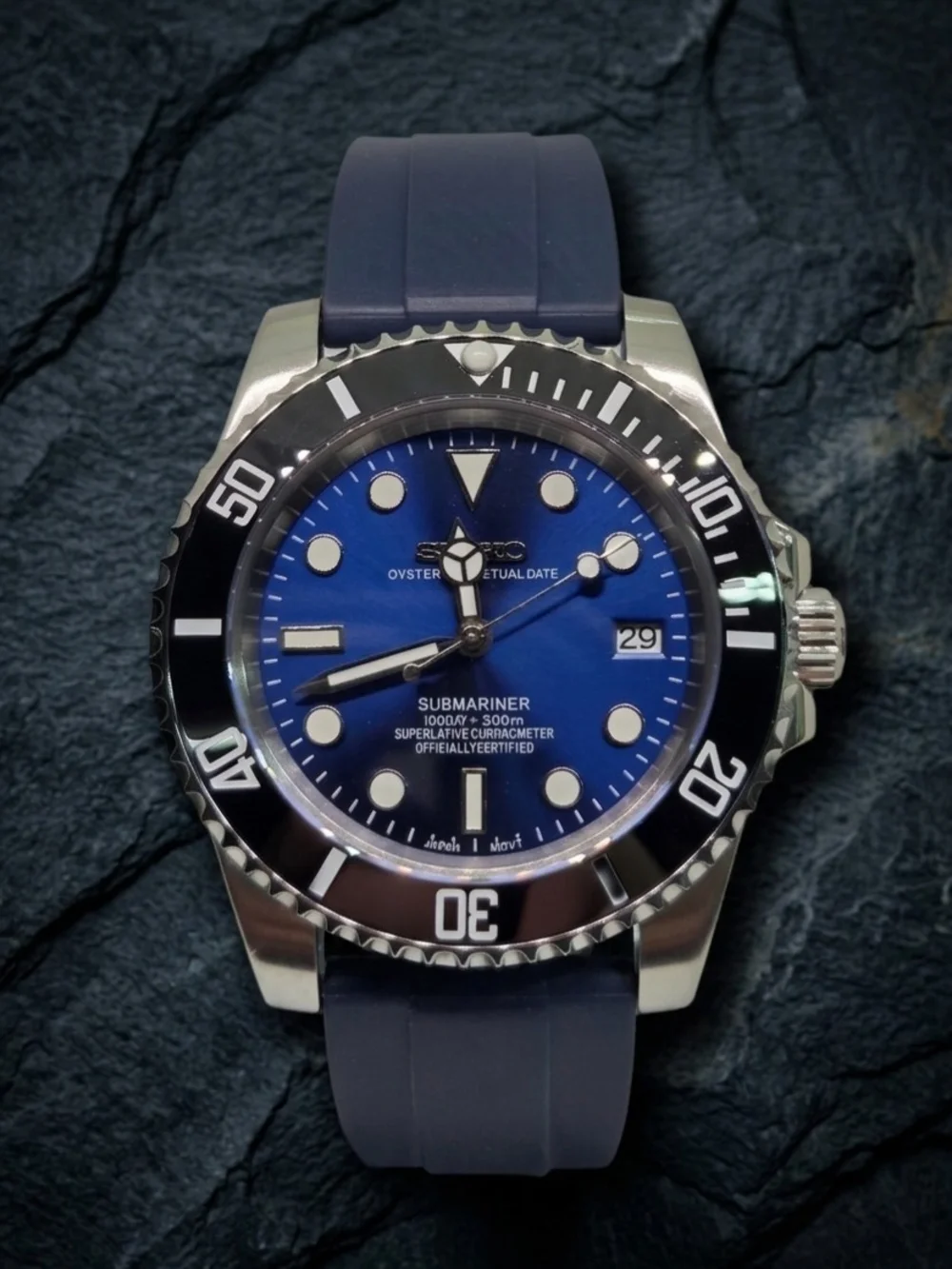 Custom 40mm Automatic Seiko Mod Watch NH35 Black & Blue Submariner